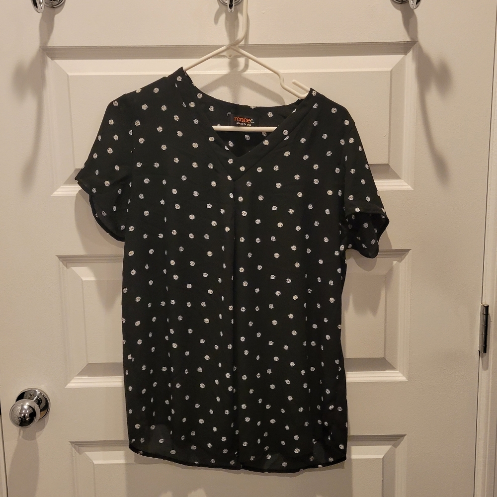 Renee C. maternity top. Loose. Black and white. Size S